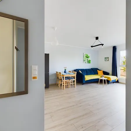 Modern & Bright Braminskiego With Parking And Balcony By Renters Lägenhet *