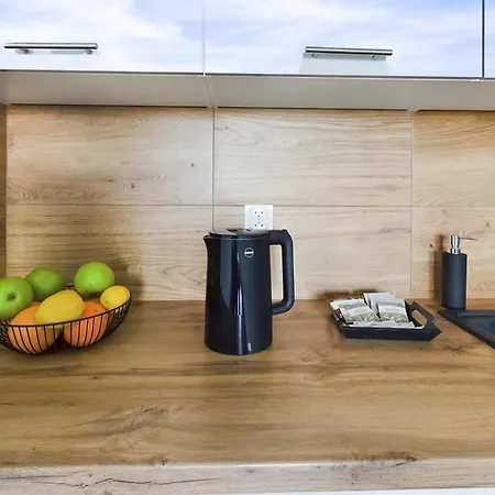 Modern & Bright Braminskiego With Parking And Balcony By Renters