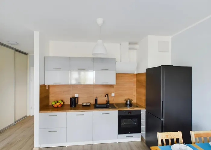 Modern & Bright Braminskiego With Parking And Balcony By Renters 格但斯克