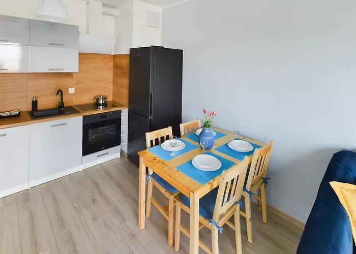 Modern & Bright Braminskiego With Parking And Balcony By Renters * 格但斯克