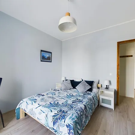 Modern & Bright Braminskiego With Parking And Balcony By Renters *